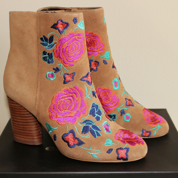 The Fix Shoes - The Fix Nash Floral Embroidery Ankle Boots sz 8